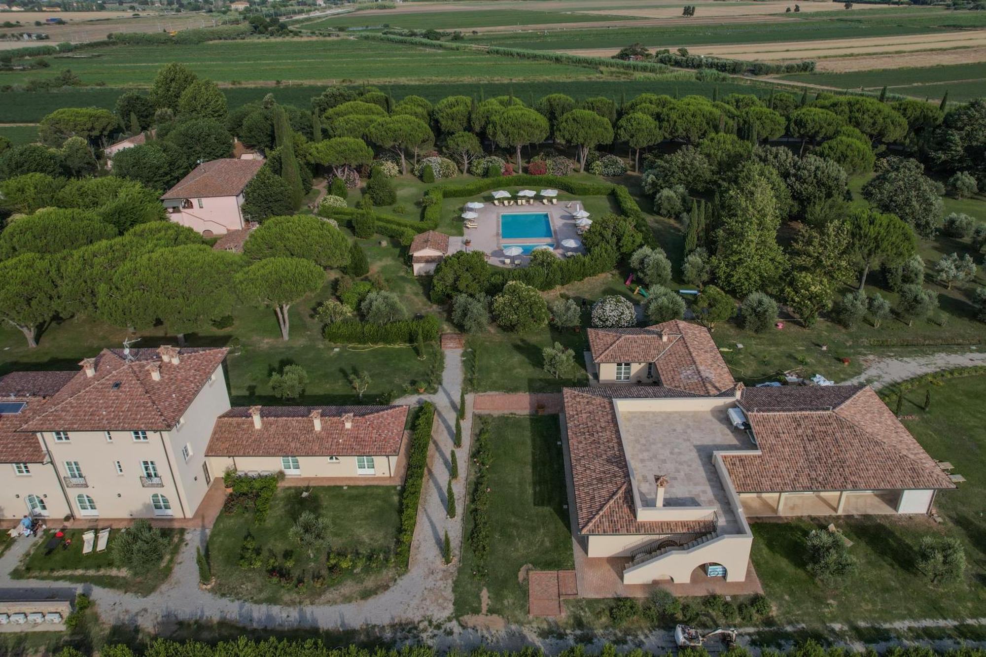 Agriturismo Villa Toscana كامبيليا ماريتيما المظهر الخارجي الصورة