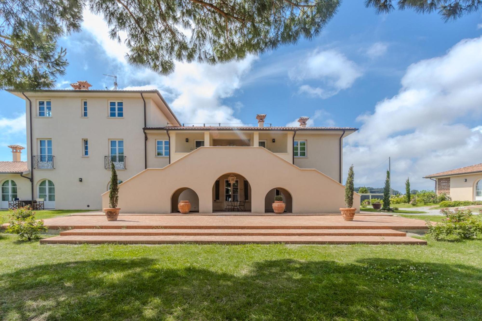 Agriturismo Villa Toscana كامبيليا ماريتيما المظهر الخارجي الصورة